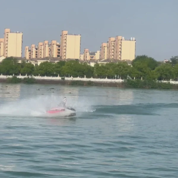 Bateau électrique à moteur Go Kart | Mini-jet 15 kW | KT-0602 – Image 4